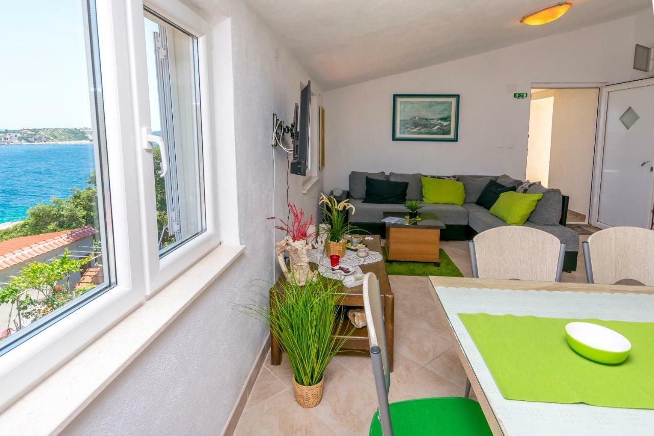 Apartments Bozo Razanj Ngoại thất bức ảnh