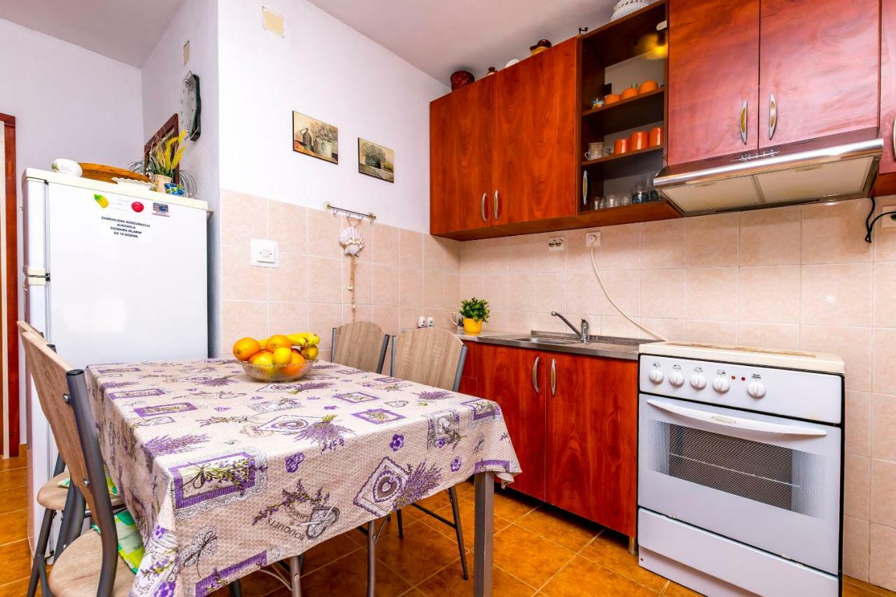 Apartments Bozo Razanj Ngoại thất bức ảnh