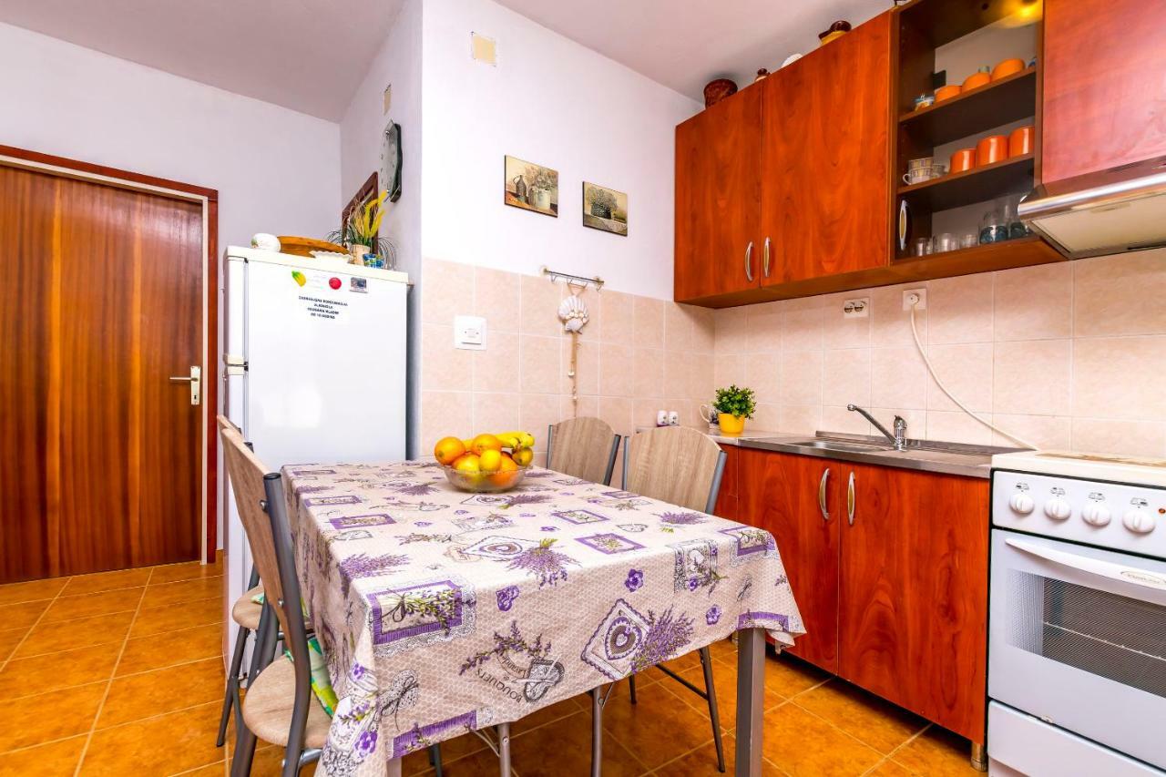 Apartments Bozo Razanj Ngoại thất bức ảnh