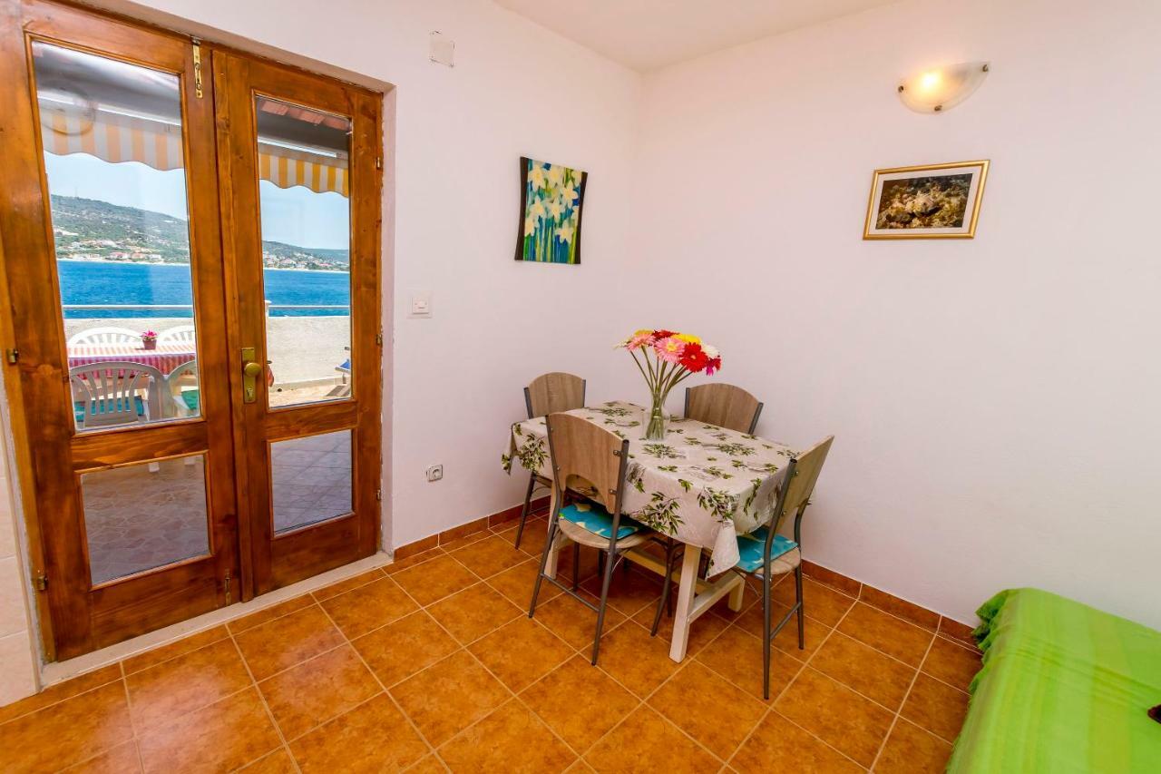 Apartments Bozo Razanj Ngoại thất bức ảnh
