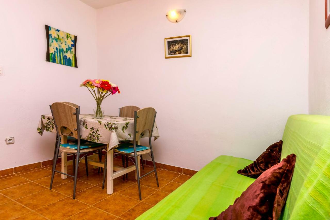 Apartments Bozo Razanj Ngoại thất bức ảnh