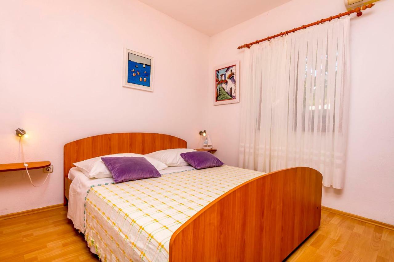 Apartments Bozo Razanj Ngoại thất bức ảnh